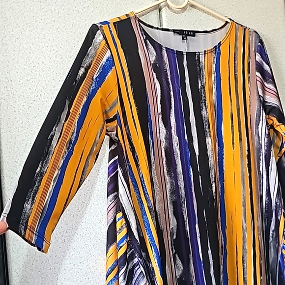 Kozan Women's Striped Abstract Oversized Tunic Top, XS - Picture 6 of 7
